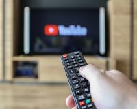 смарт ТВ, пульт управления