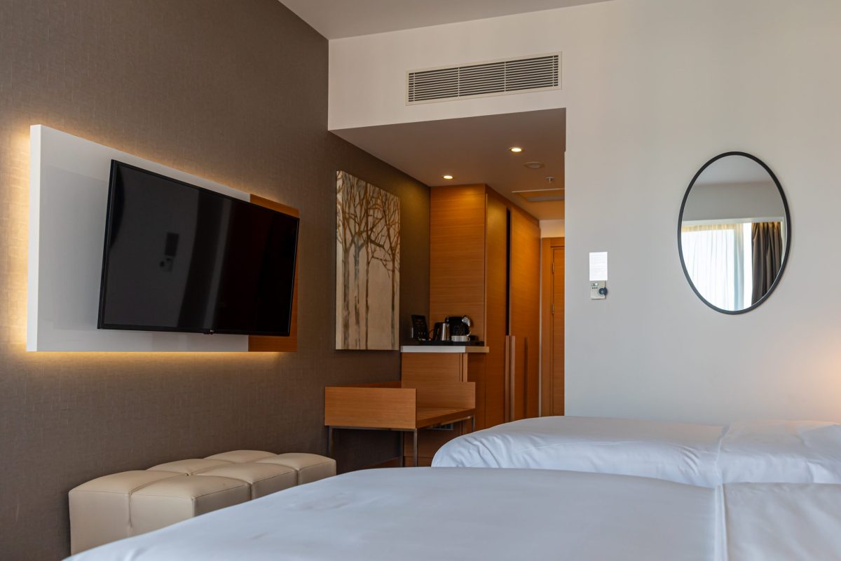 спальная, телевизор