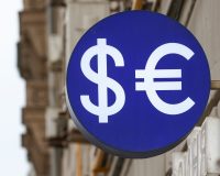 знаки доллар и евро