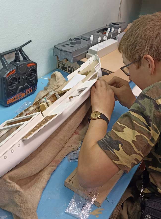 «Гангут» - символ победы. Как вы клуб свой назовете, так корабль и поплывет