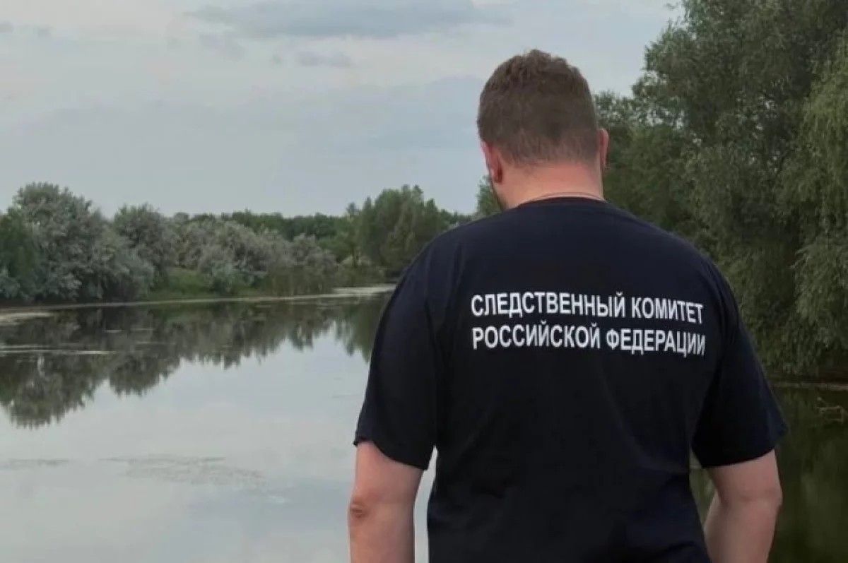 труп в реке