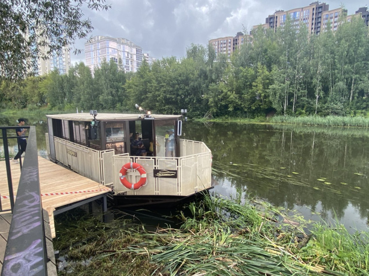 Речной трамвайчик «Калибри» начал курсировать по Уводи в Иванове