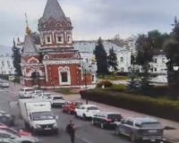 Ярославец украл из "Газели" продукты на 49 тысяч рублей.