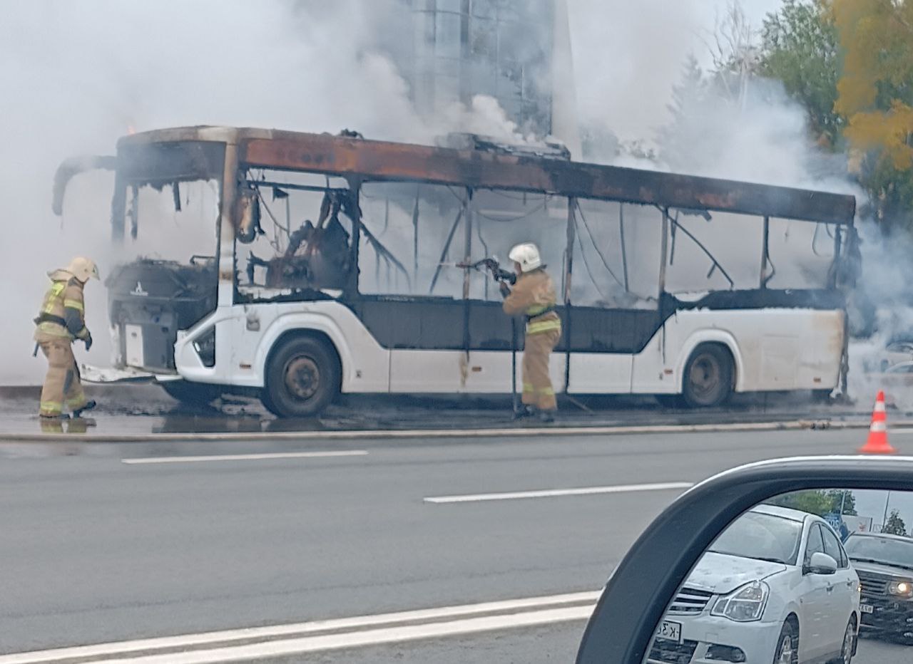 сгорел автобус