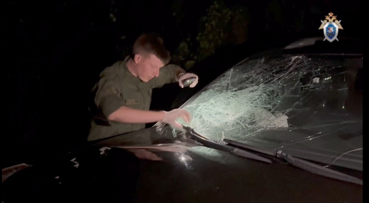 В Новгородской области пьяный водитель Volkswagen Touareg сбил велосипедистов