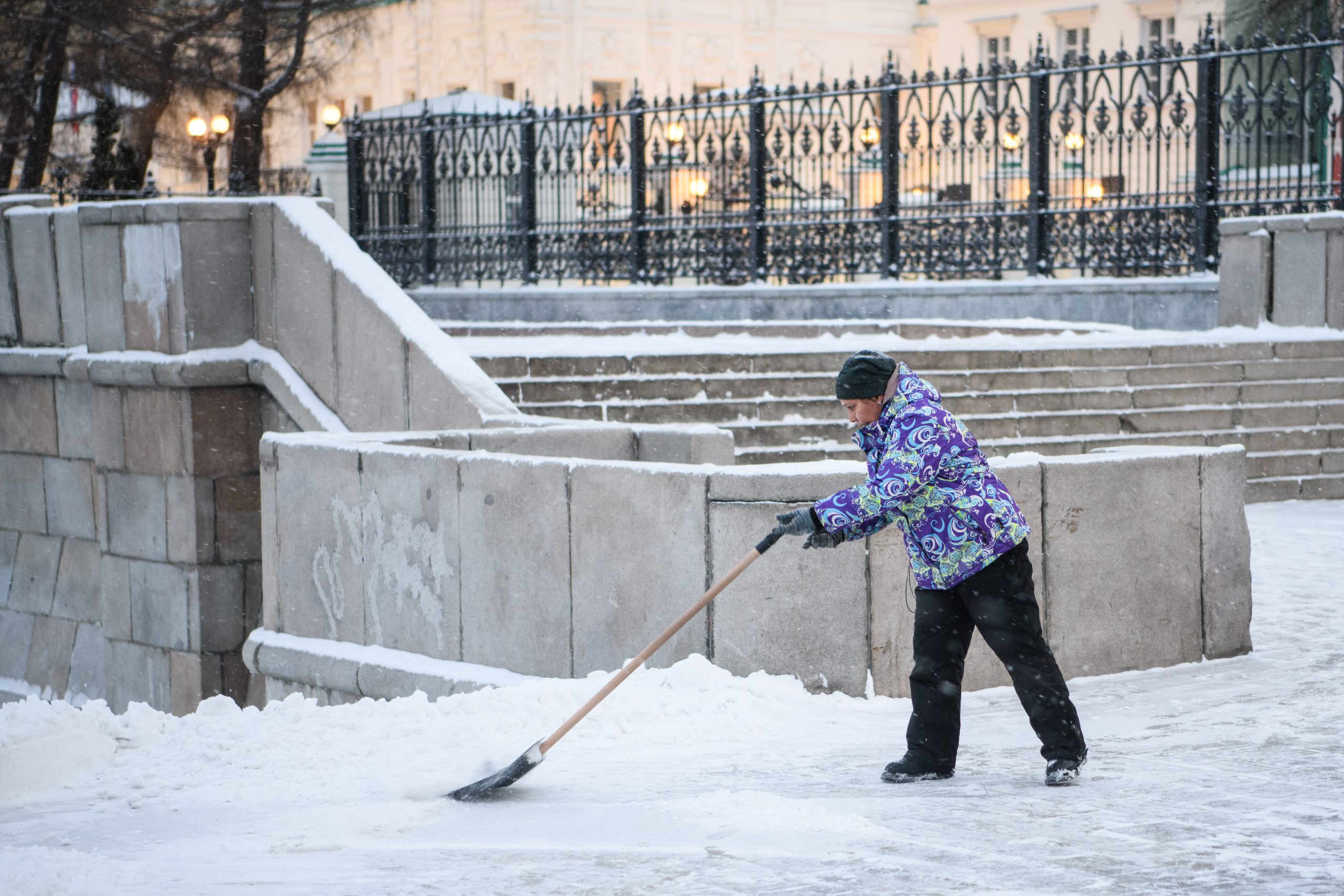 дворник, уборка снега