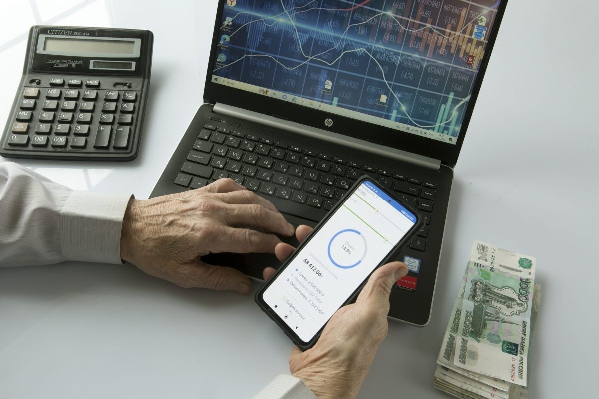 графиуи, деньги, депозиты