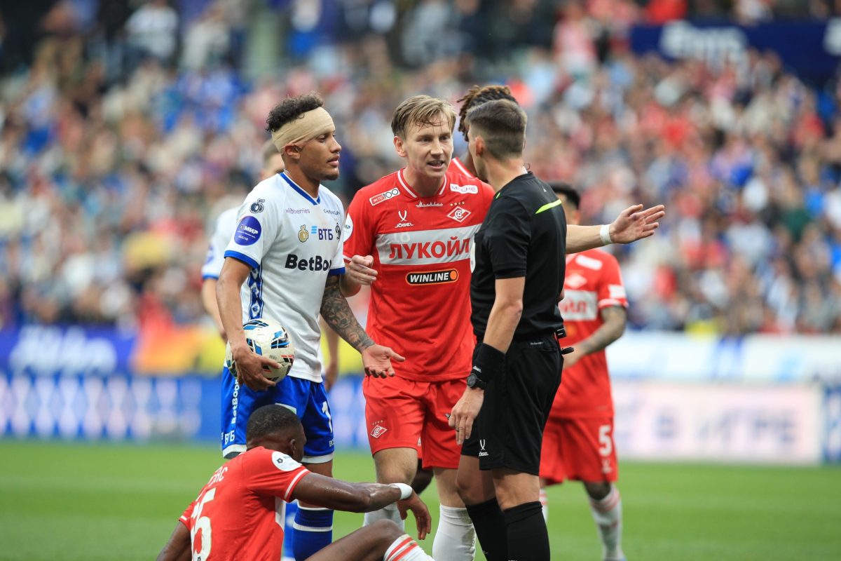 футболист Наиль Умяров