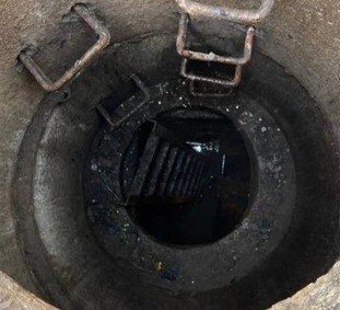 девочка упала в колодец