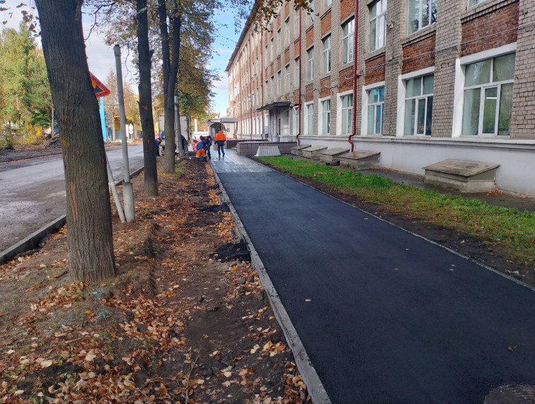 В Иванове на улице Калашникова подходит к концу ремонт тротуаров