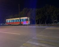 новорожденная пострадала при торможении трамвая