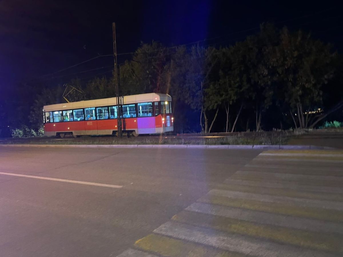 новорожденная пострадала при торможении трамвая