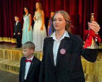 Традиционно 1 сентября в школах Железнодорожного района донской столицы проводятся торжественные линейки, посвящённые Дню Знаний.