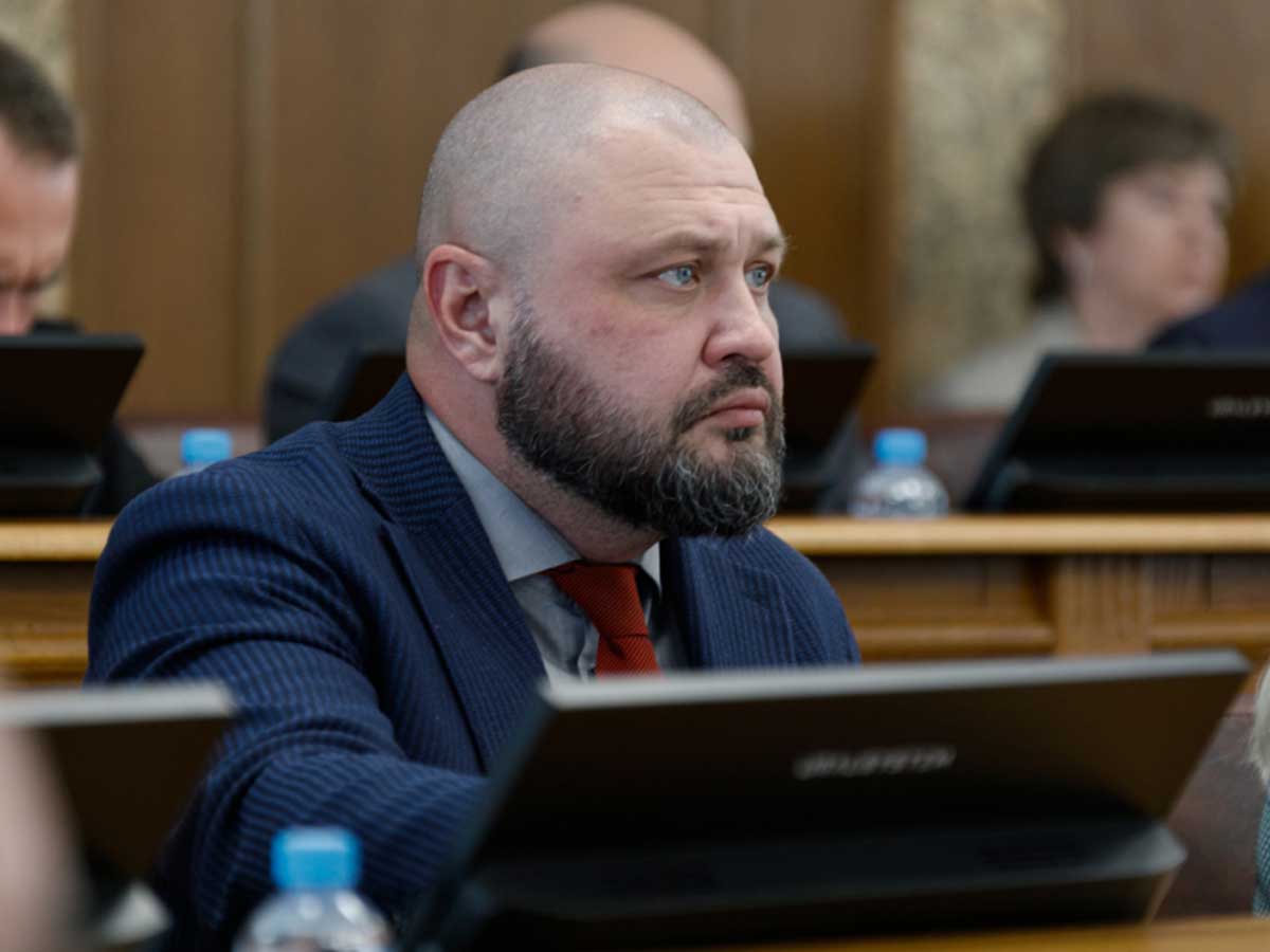 Обладатели почетных званий будут получать выплаты