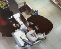 курьезное ограбление магазина