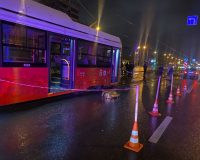 трамвай переехал насмерть