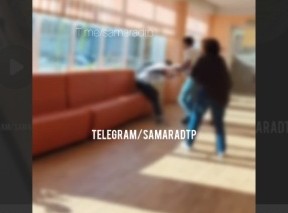 напал на школьника