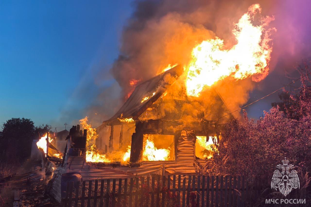 Пенсионер погиб при пожаре в садовом домике в Ивановском районе