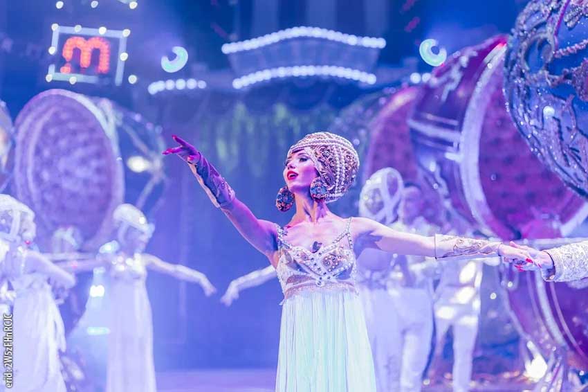 «Бурлеск» - на ярославском манеже