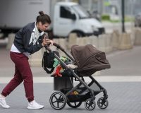 женщина с коляской