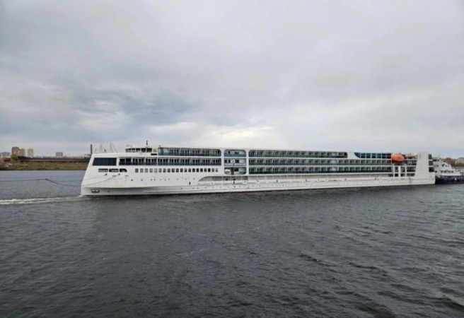 круизный теплоход