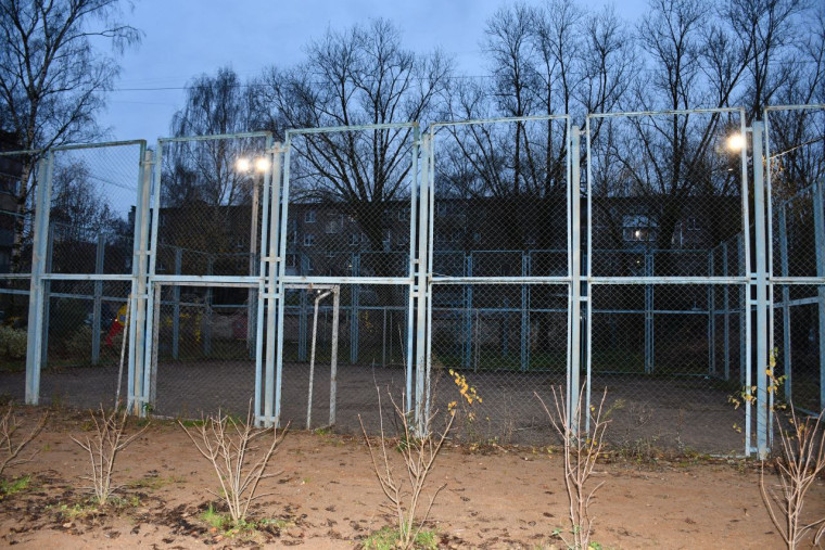 Во дворе на Ефимовской в Иванове стало светлее и уютнее