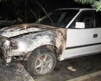 рыбинец поджег машину соперника.