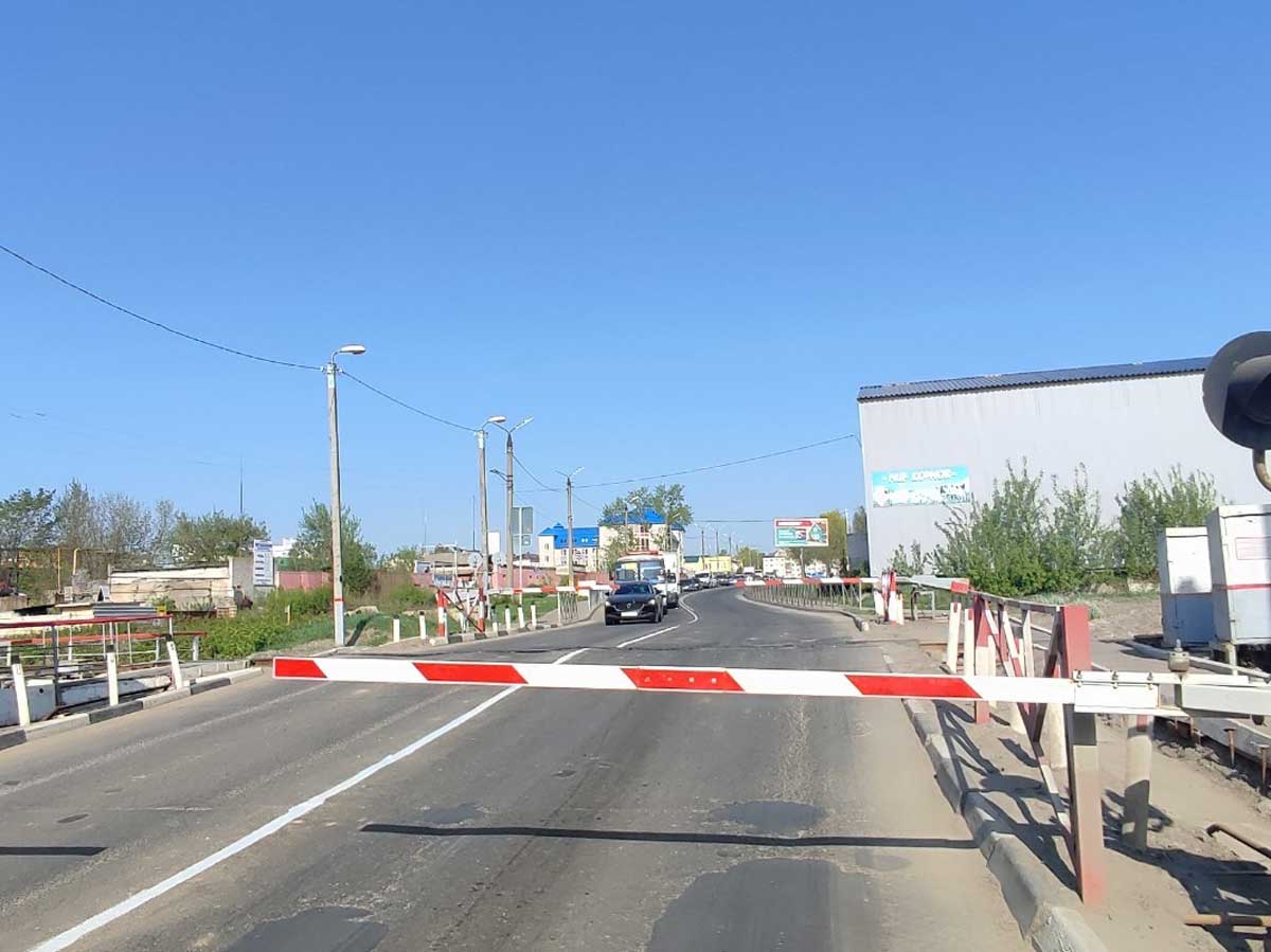 Движение автомобилей на переезде в городе Орле будет ограничено