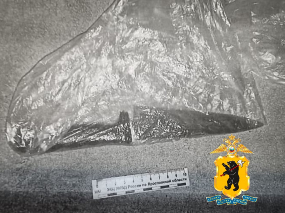 У разбойника из Ярославля изъяли нож, которым он угрожал продавцу магазина.