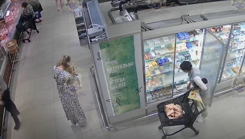 Любила масло, сыр и кофе