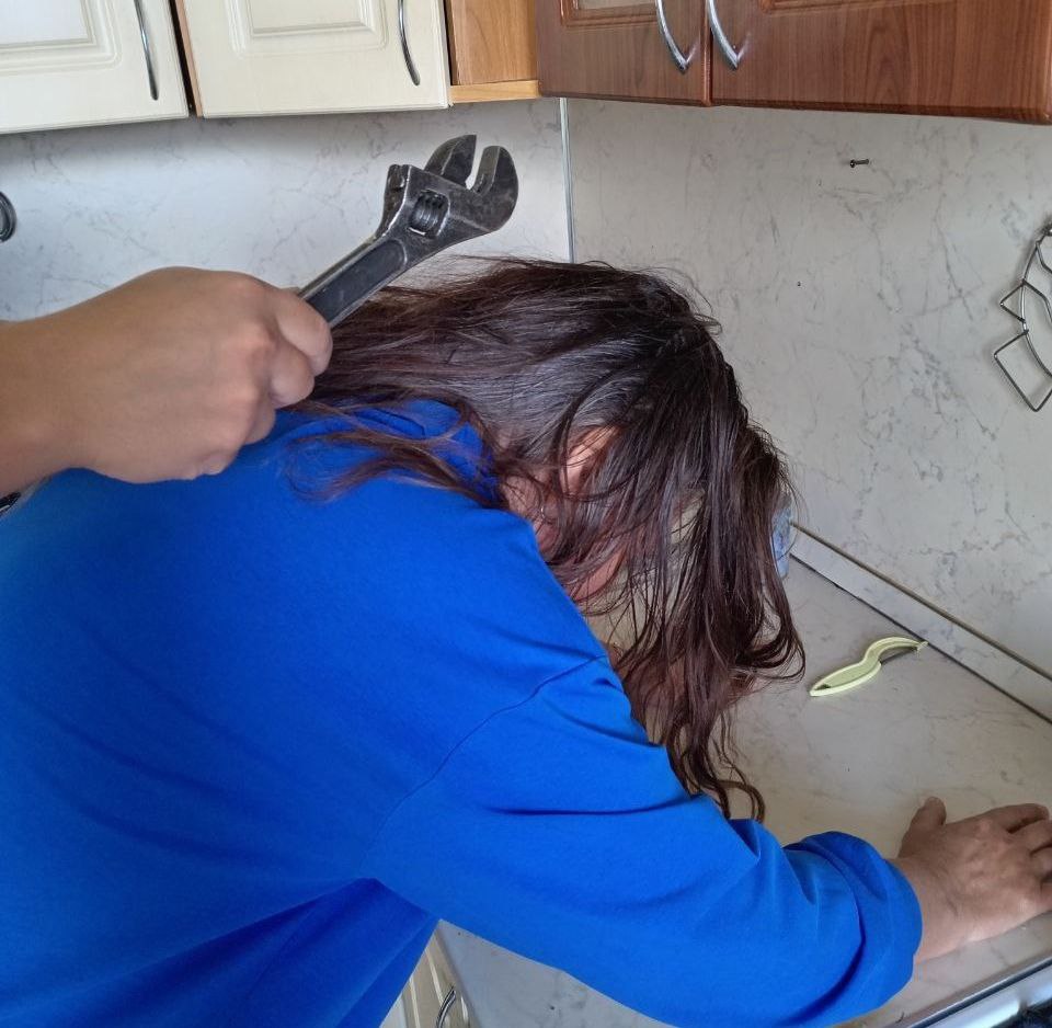 Захотелось парню любви – не платонической…