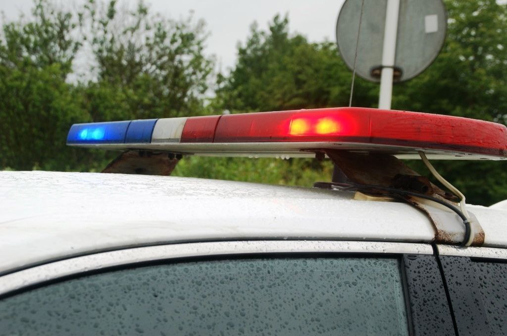 Сотрудники новгородской Госавтоинспекции задержали мужчину, угнавшего машину у родственницы