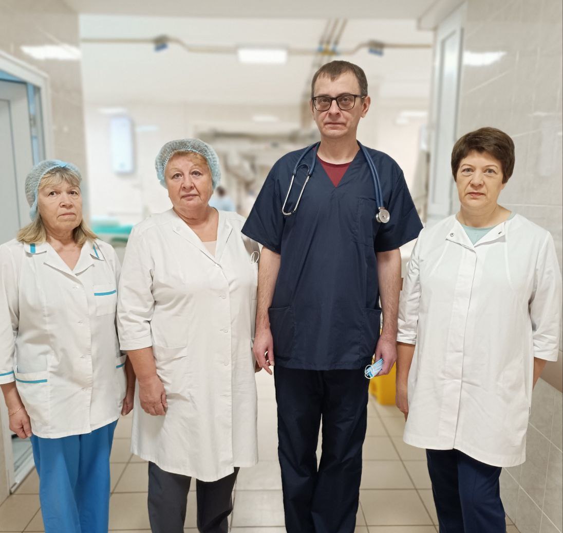 Новгородские врачи полтора месяца боролись за жизнь пенсионерки