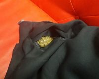 граната в кафе