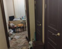 убила отца и ранила мать