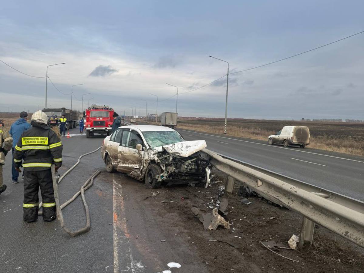 бензовоз перевернулся после ДТП