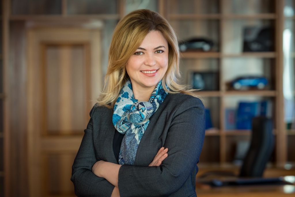 генеральный директор" Елена ФроловаМосквич" 