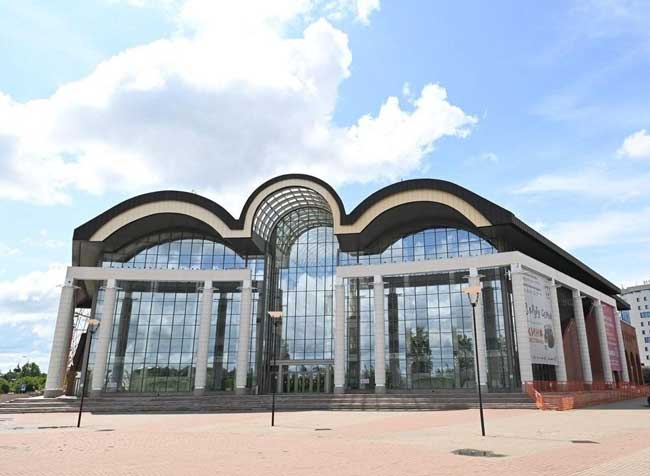 Экспозицию Наццентра «Россия» монтируют в «Миллениуме»