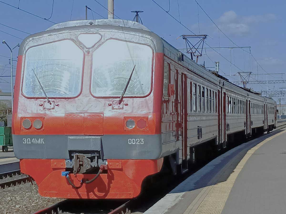 Расписание некоторых пригородных поездов в Орловской области изменится с 15 ноября в связи с ремонтом пути