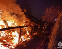 В Боровичском районе женщина пустила «красного петуха» из-за обиды на мужа