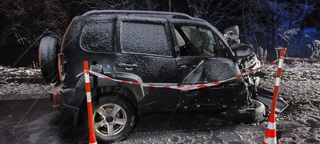 В Новгородской области произошло лобовой столкновение двух автомобилей