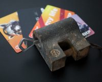 банковские карты, замок