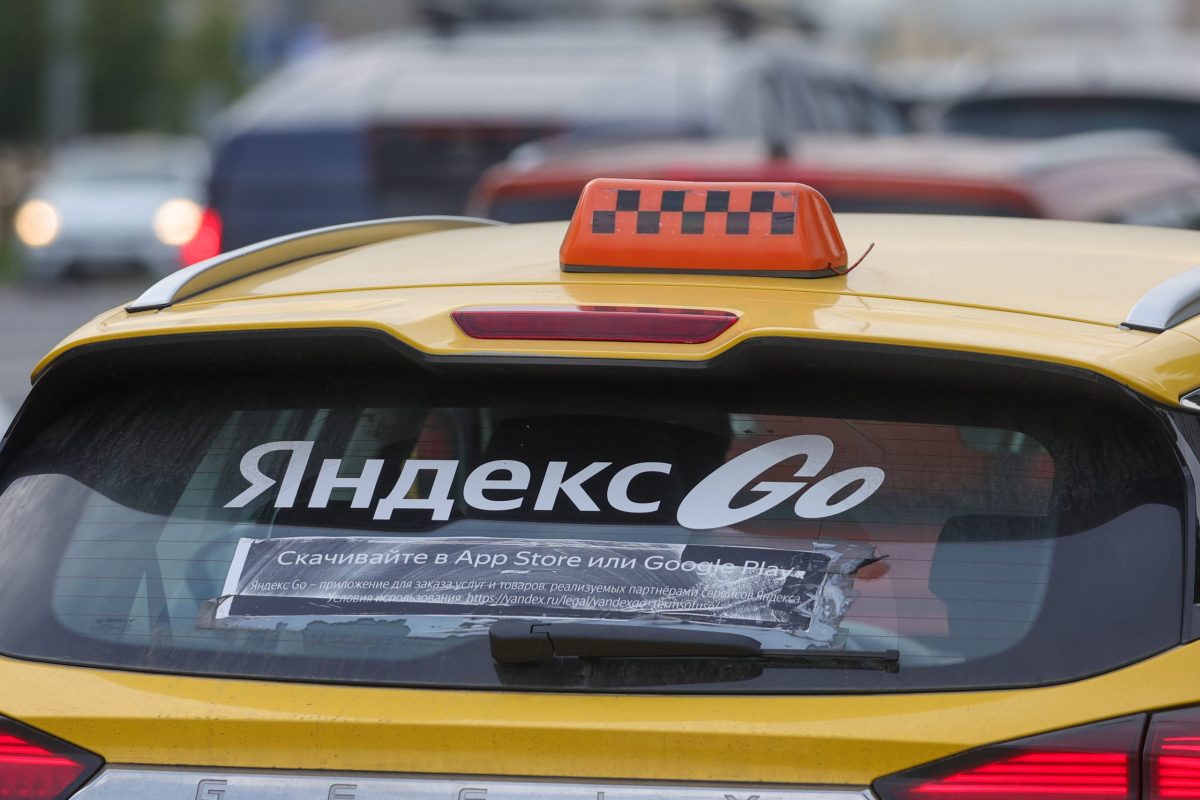 машина, такси, шашечки