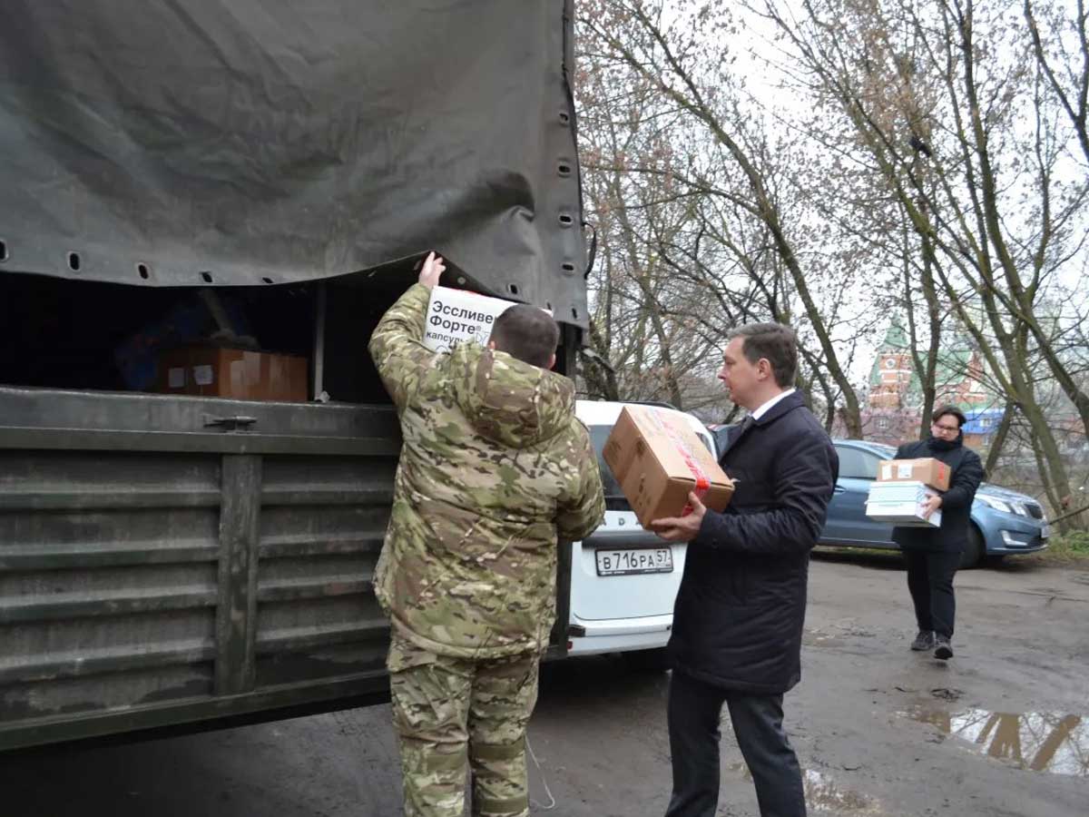 В День волонтера орловский тыл передал новую партию помощи в военный госпиталь Луганска