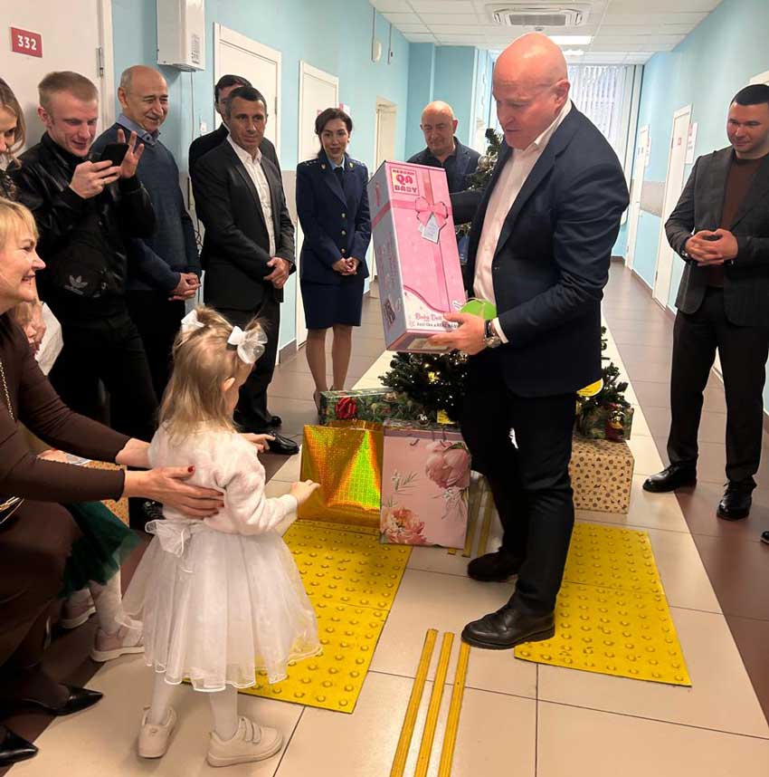 В Железнодорожном районе состоялась «Елка желаний»