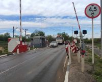 Движение автомобилей на переезде возле станции Глазуновка в Орловской области будет закрыто