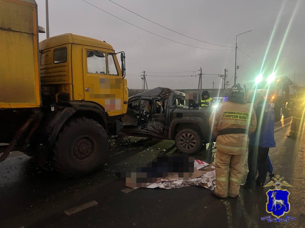 дтп пикап и камаз