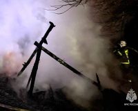 В Новгородской области злоумышленник лишил жилья бывшую сожительницу и её соседей