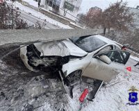 сбил ребенка и врезался в столб