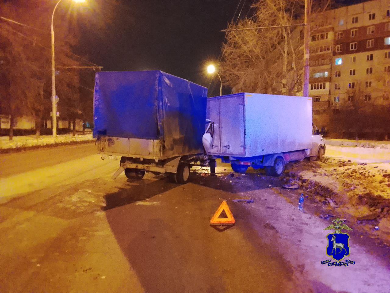 дтп два ГАЗа